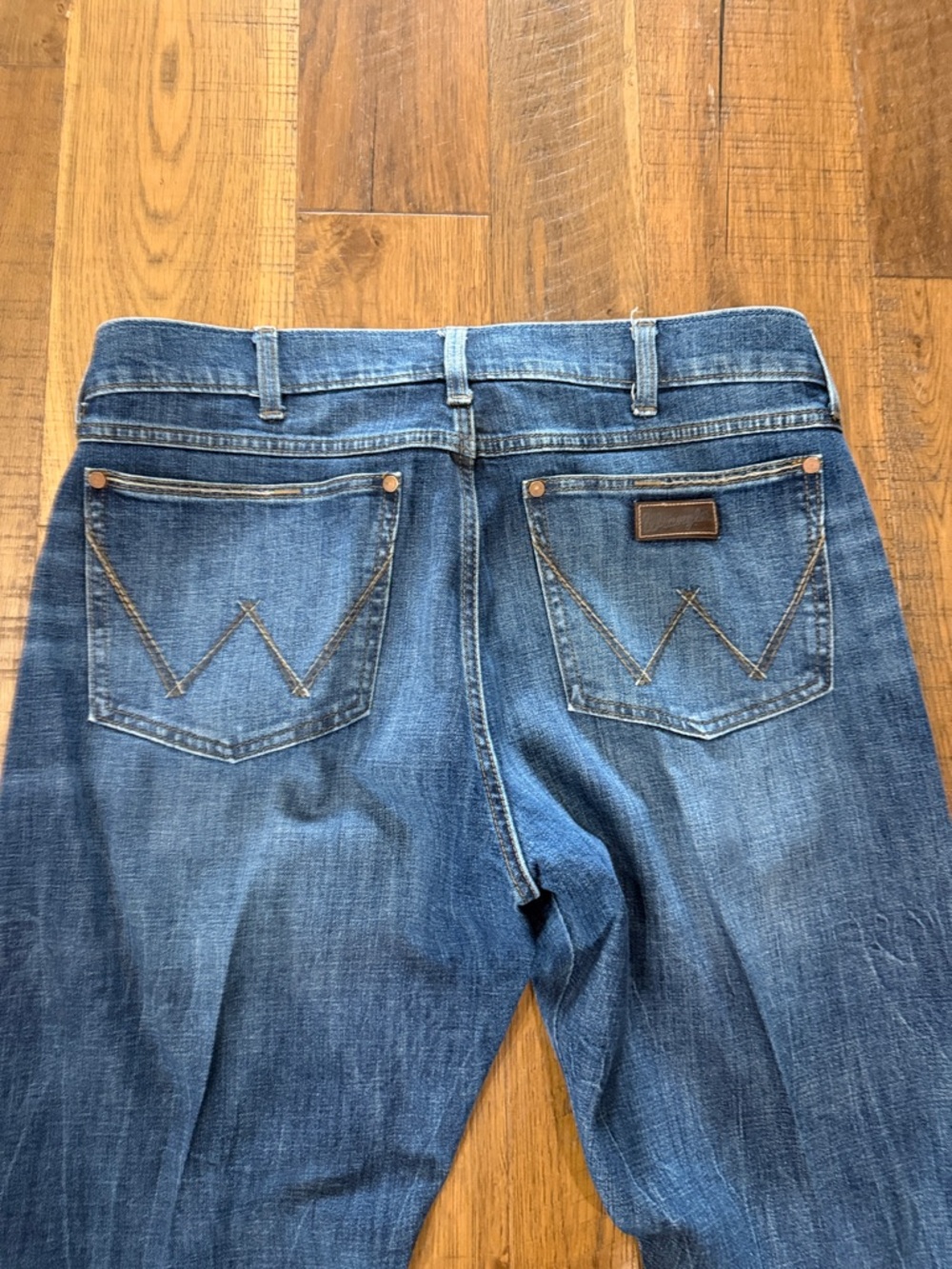 Wrangler Men's Slim Bootcut Jeans in Denim Blue - Picture 7 of 8